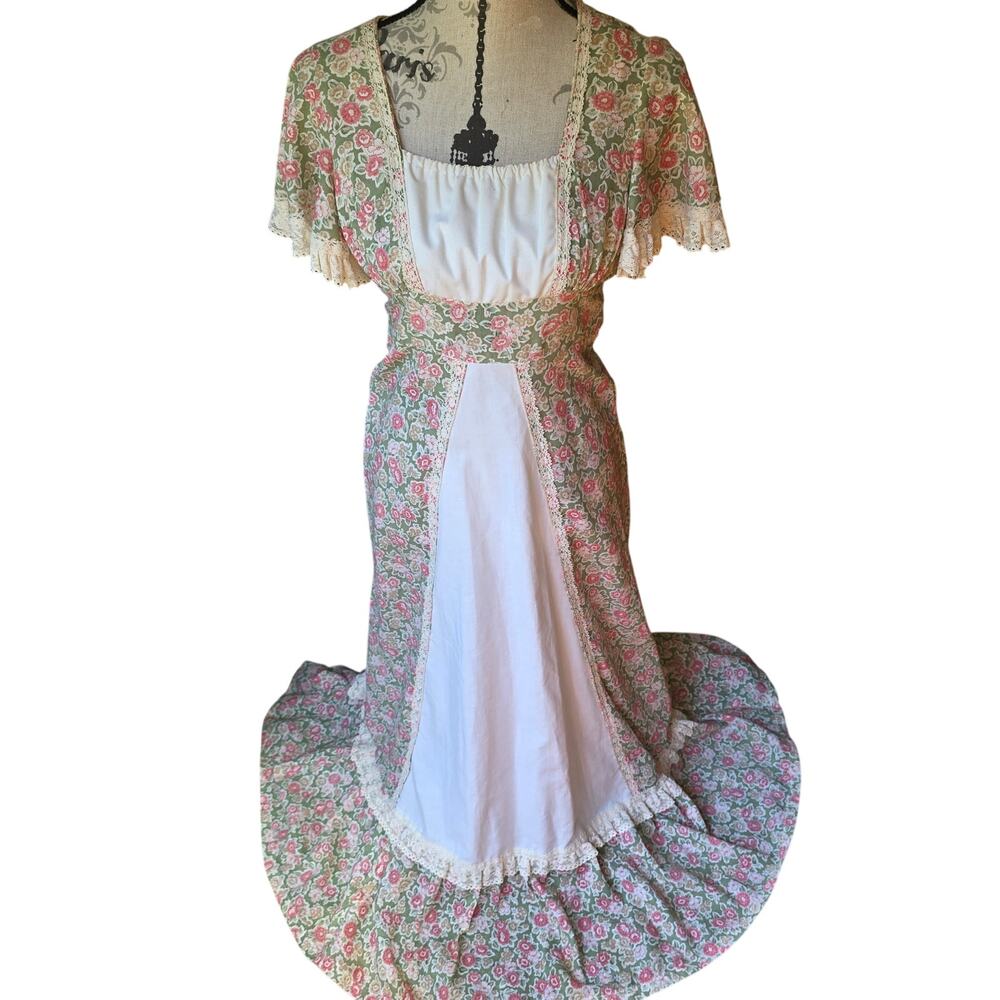 Vintage Gunne Sax Cottagecore Floral Lace Pink Green Cream Dress Size 5